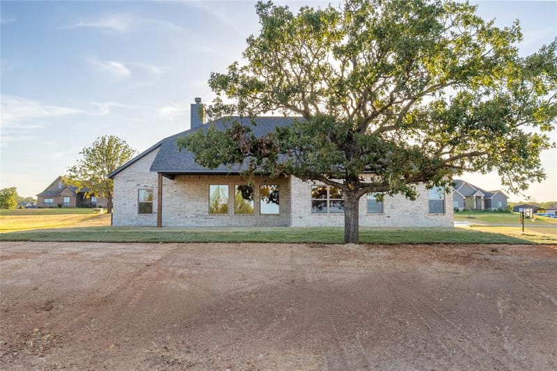7004 Ranch View Place, Springtown TX 76082 - Photo 25