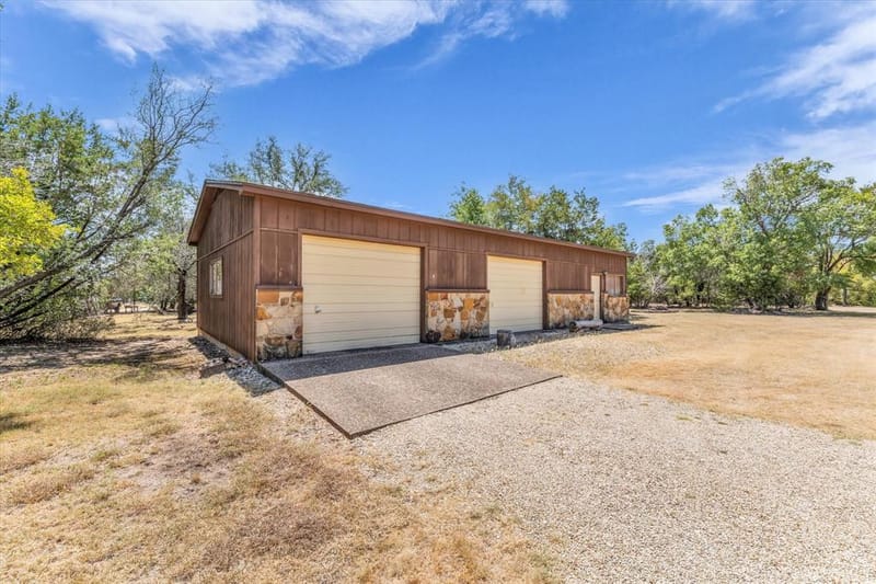 1438 Bend Of The Bosque Road, China Spring TX 76633 - Photo 26