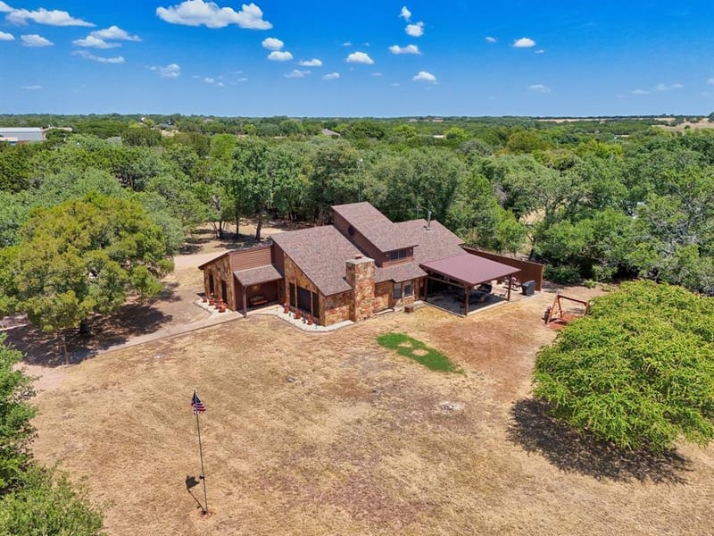 1438 Bend Of The Bosque Road, China Spring TX 76633 - Photo 32