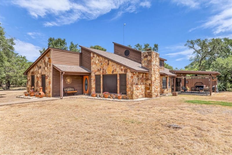 1438 Bend Of The Bosque Road, China Spring TX 76633 - Photo 28