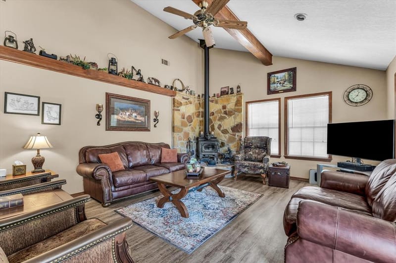 1438 Bend Of The Bosque Road, China Spring TX 76633 - Photo 15