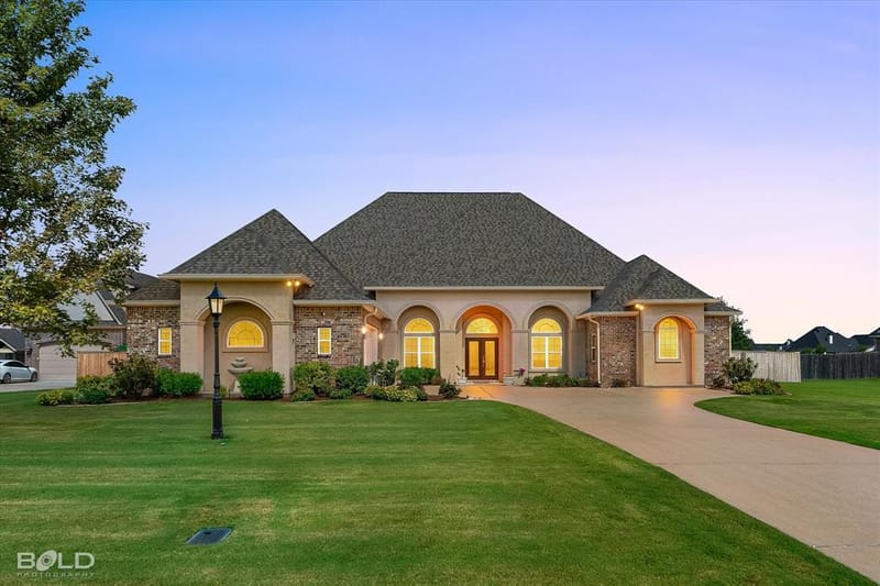 419 Kingston Plantation Boulevard, Benton LA 71006