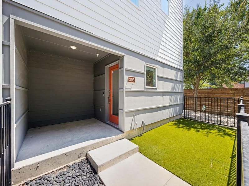 5020 Bryan Street # 305, Dallas TX 75206