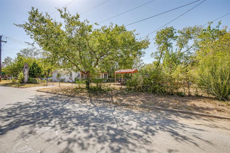 3300 31st Street, Fort Worth TX 76106 - Photo 30