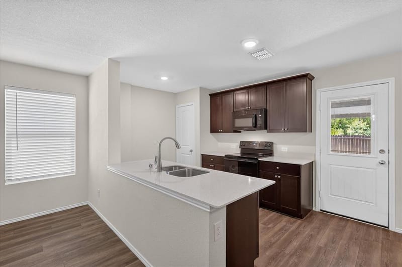 4140 Renee Drive, Dallas TX 75227 - Photo 7