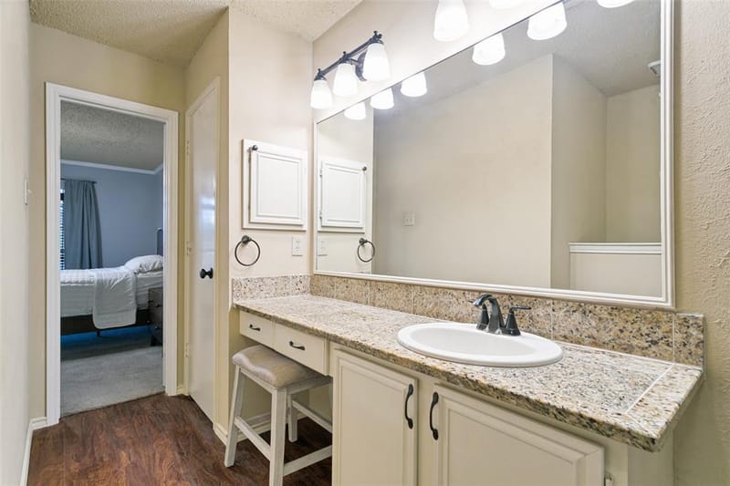1754 Circle Creek Drive, Lewisville TX 75067 - Photo 16