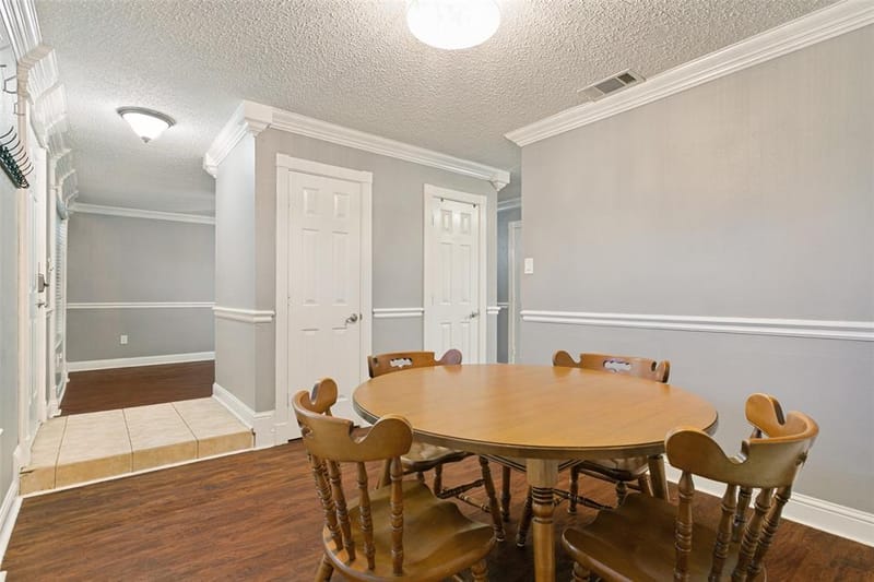 1754 Circle Creek Drive, Lewisville TX 75067 - Photo 8