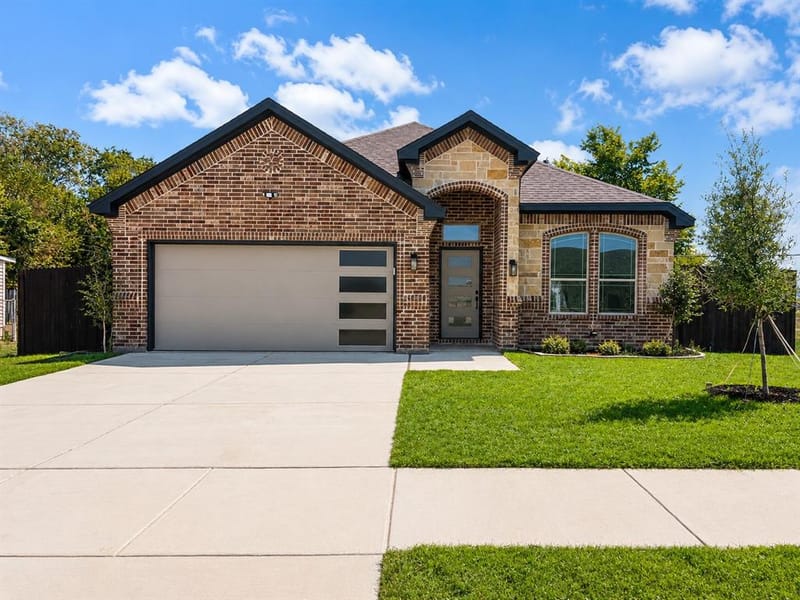 5408 David Strickland Road, Fort Worth TX 76119