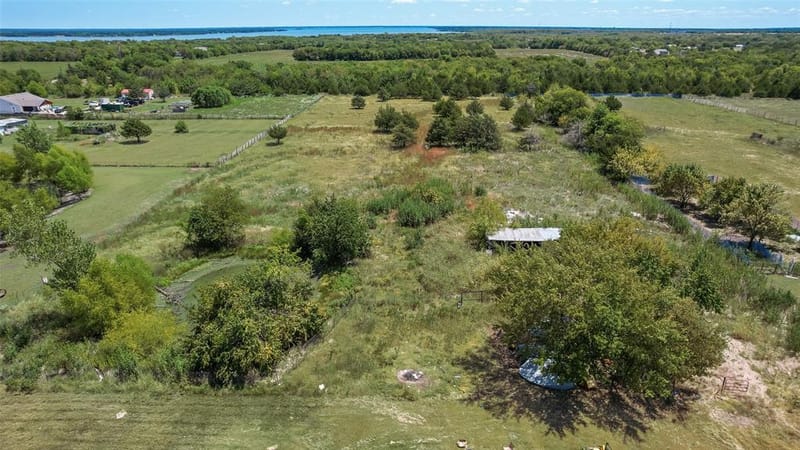 8910 County Road 3602, Quinlan TX 75474 - Photo 12