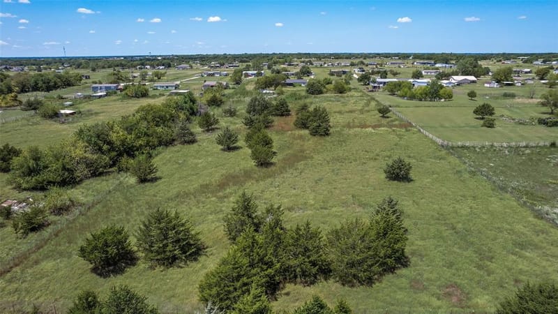 8910 County Road 3602, Quinlan TX 75474 - Photo 9