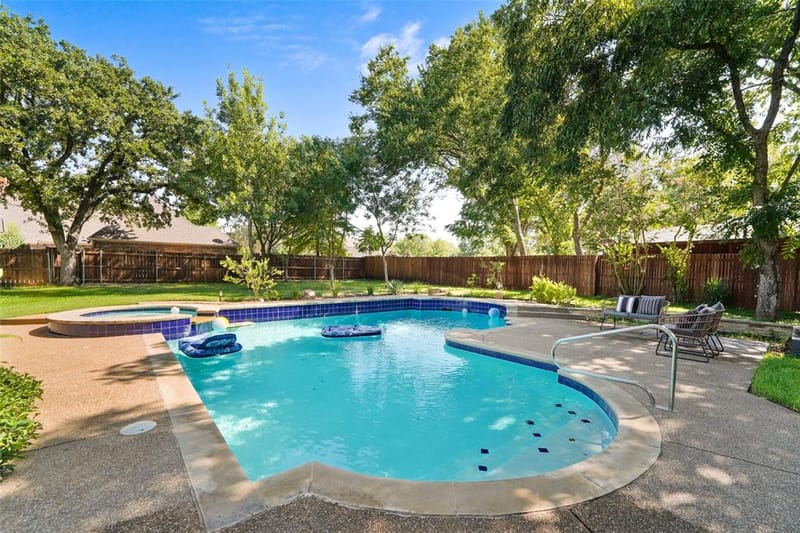 1417 Sylvan Drive, Arlington TX 76012 - Photo 35