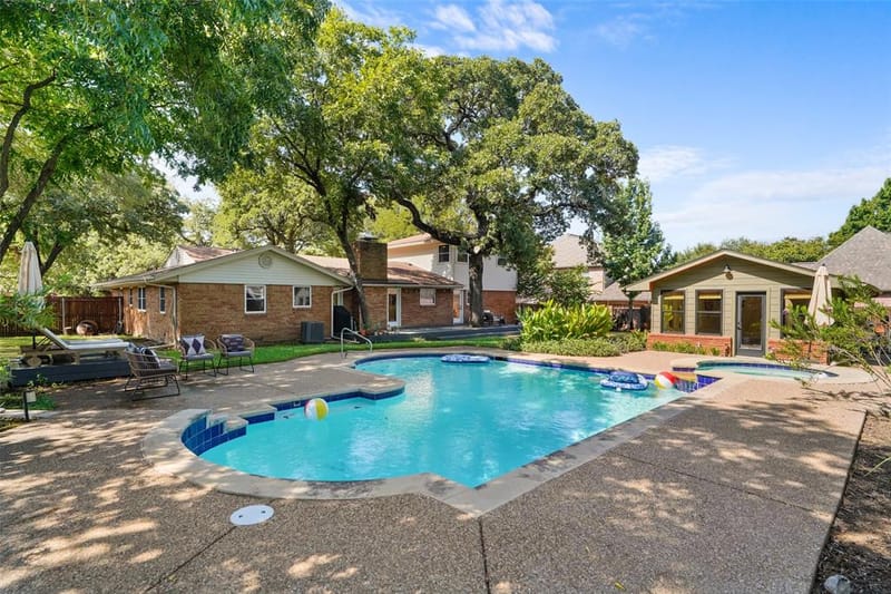1417 Sylvan Drive, Arlington TX 76012 - Photo 4