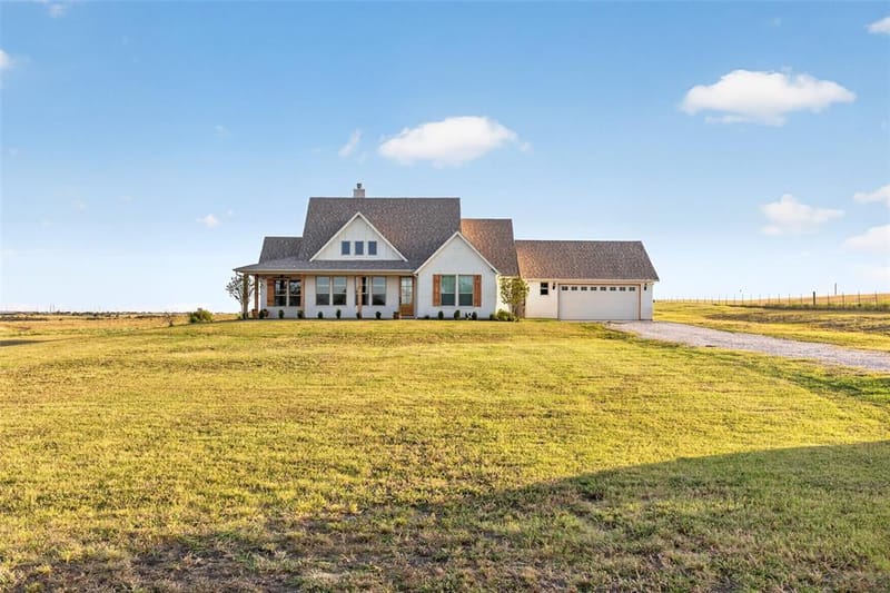 10828 Gregory Road, Sanger TX 76266 - Photo 32