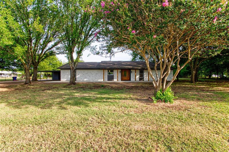 206 Americana Road, Palmer TX 75152
