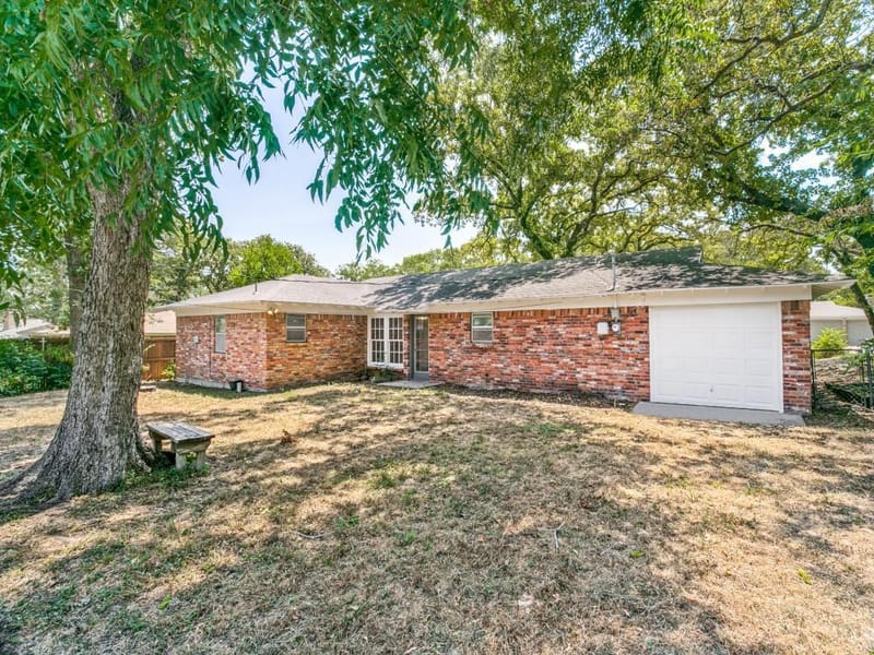612 Forest Lane, Hurst TX 76053 - Photo 24