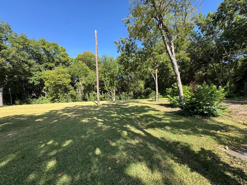 1620 N Houston School Road, Lancaster TX 75134 - Photo 17