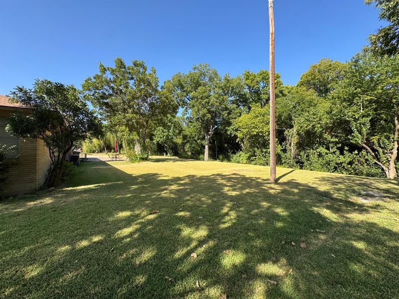 1620 N Houston School Road, Lancaster TX 75134 - Photo 12