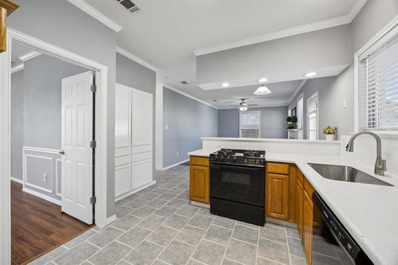 7589 Juliet Lane, Fort Worth TX 76137 - Photo 8