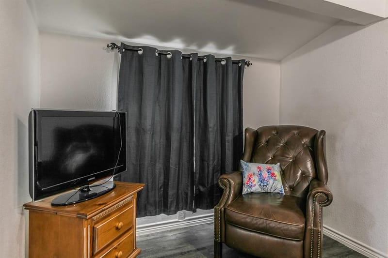 2514 Columbus Avenue, Fort Worth TX 76164 - Photo 14