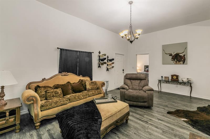 2514 Columbus Avenue, Fort Worth TX 76164 - Photo 4