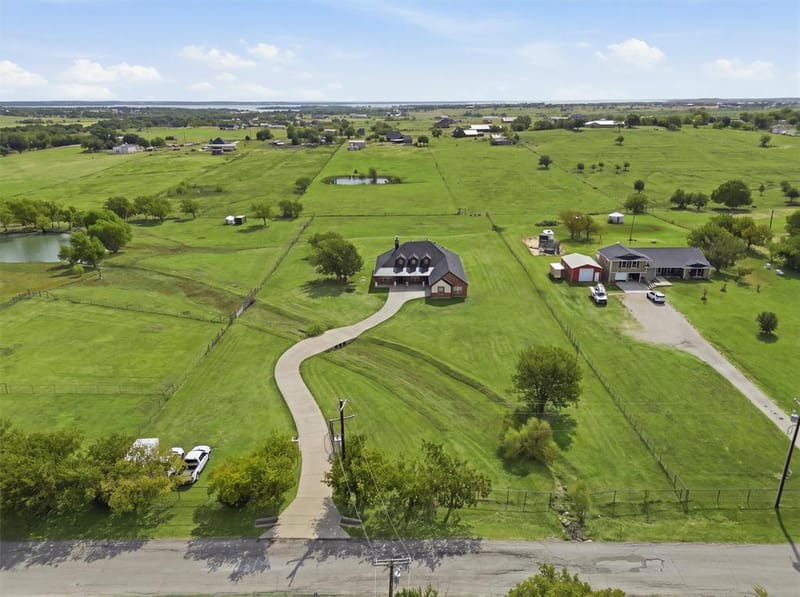 12138 Marion Road, Sanger TX 76266 - Photo 7