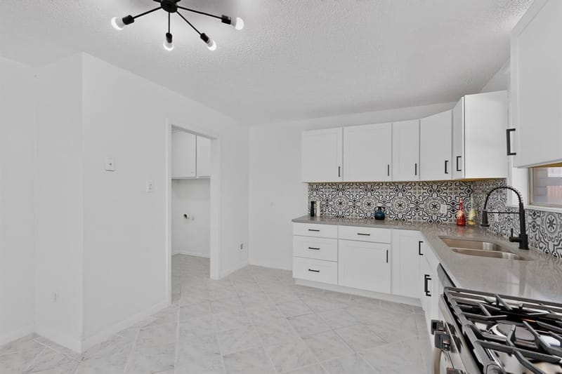 5451 Lubbock Avenue, Fort Worth TX 76133 - Photo 13