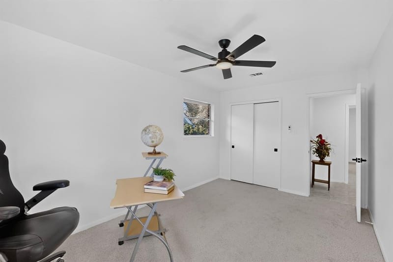 5451 Lubbock Avenue, Fort Worth TX 76133 - Photo 29