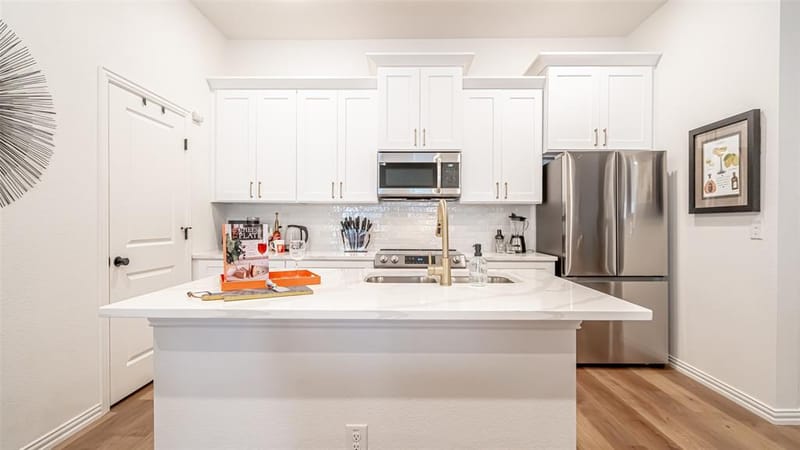 1217 Beaconsfield Lane # 803, Arlington TX 76011 - Photo 11