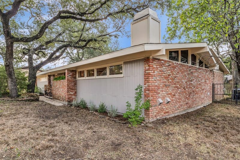 2112 Gregory Lane, Waco TX 76708 - Photo 6