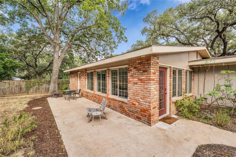 2112 Gregory Lane, Waco TX 76708 - Photo 32