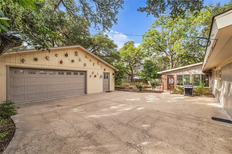 2112 Gregory Lane, Waco TX 76708 - Photo 34