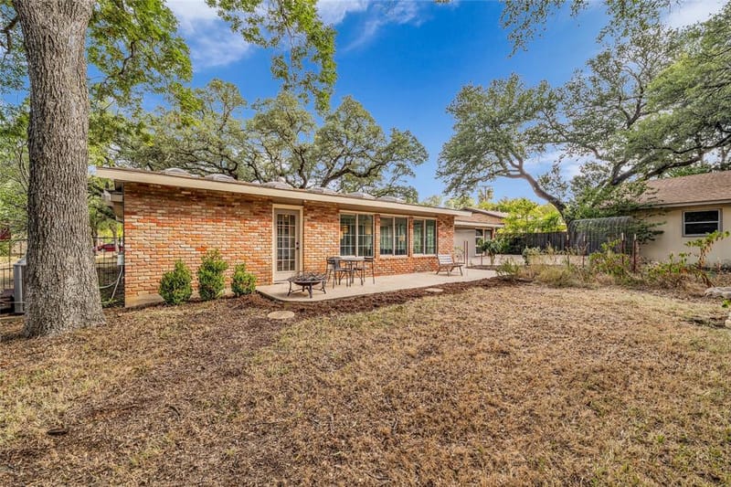 2112 Gregory Lane, Waco TX 76708 - Photo 33