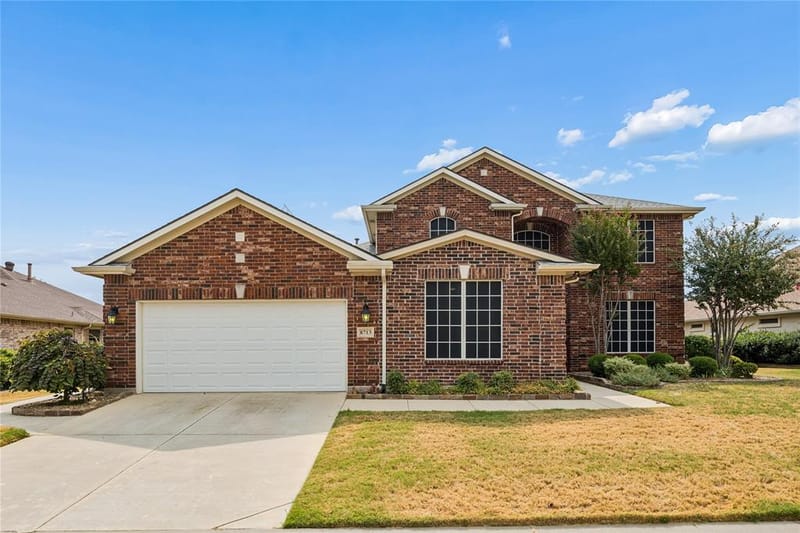 8713 Franklin Drive, Denton TX 76207 - Photo 2