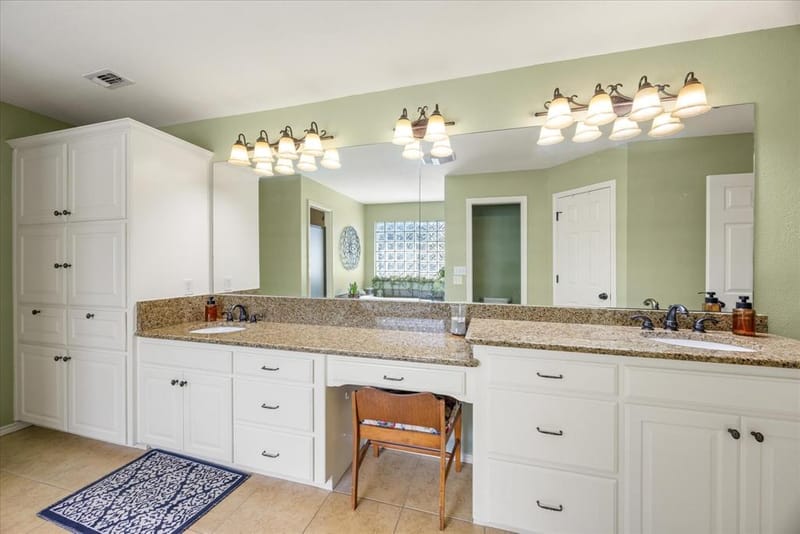 109 Casas Del Sur Street, Granbury TX 76049 - Photo 23