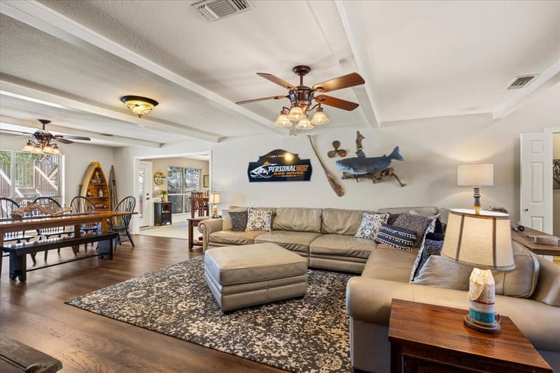 109 Casas Del Sur Street, Granbury TX 76049 - Photo 12