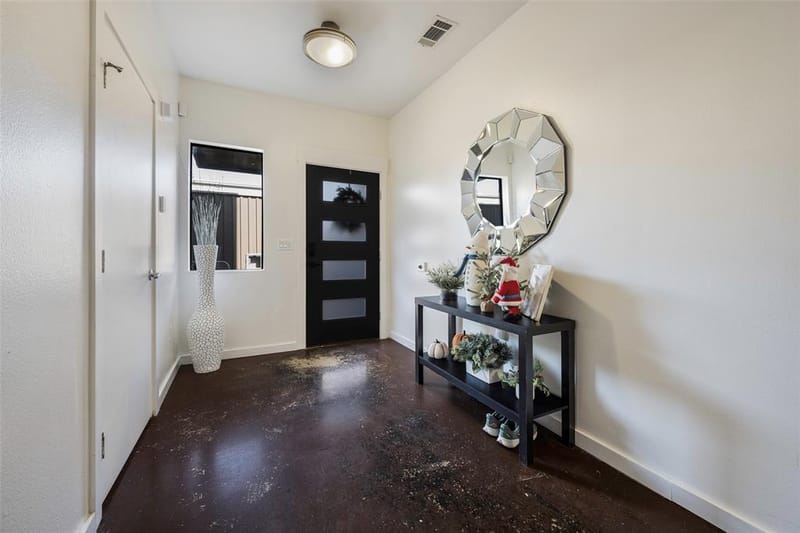 506 1st Avenue, Dallas TX 75226 - Photo 6