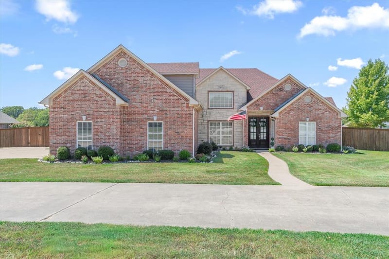 117 Lake Meadow Boulevard, Canton TX 75103