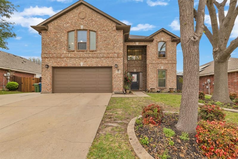 317 Benton Drive, Roanoke TX 76262