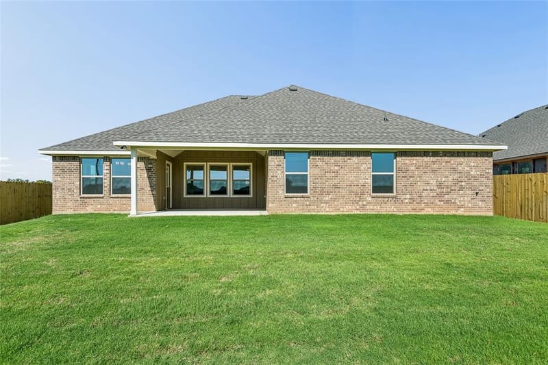 128 Joel Street, Springtown TX 76082 - Photo 32
