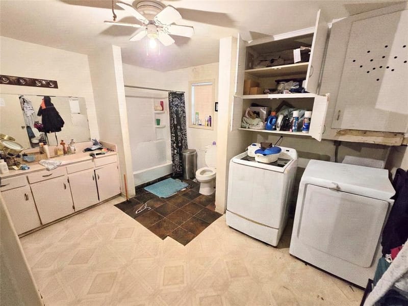 309 Decatur Street, Bowie TX 76230 - Photo 9