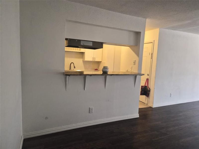 8110 Skillman Street # 2059, Dallas TX 75231 - Photo 8