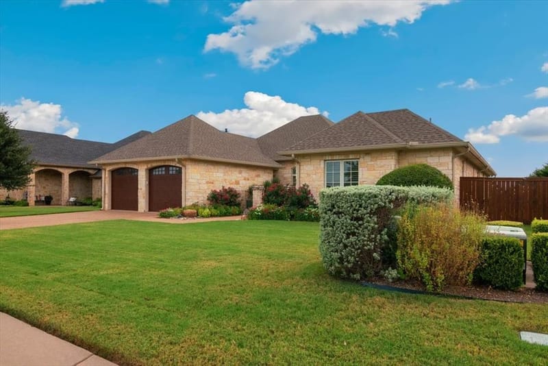 1608 Ridgewood Drive, Waco TX 76710 - Photo 33