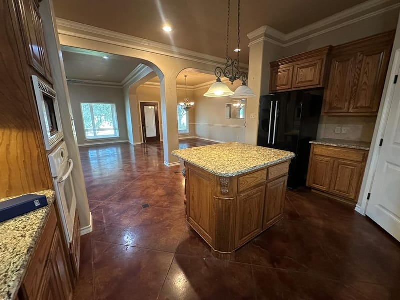 101 Creekside Drive, Glen Rose TX 76043 - Photo 13