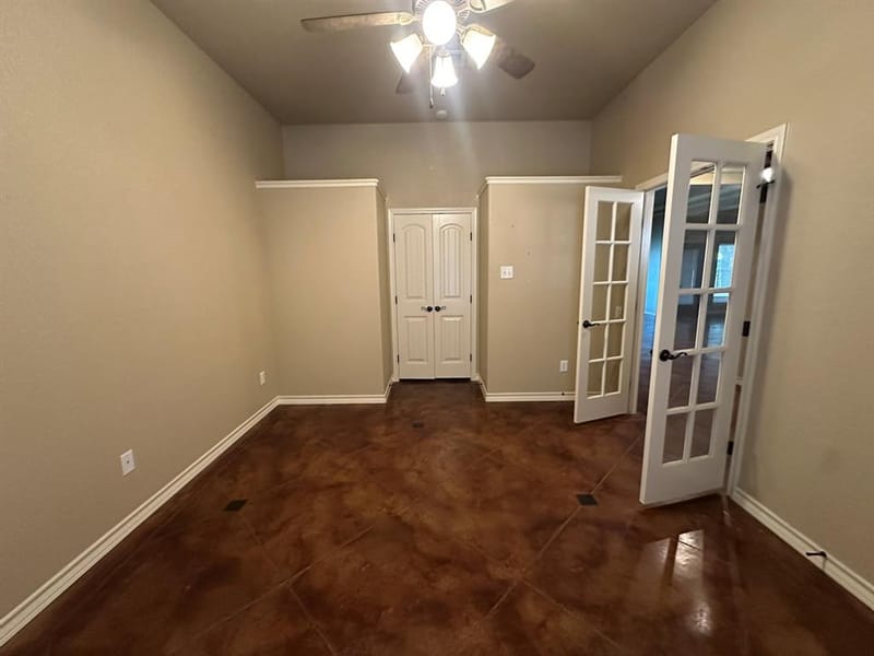 101 Creekside Drive, Glen Rose TX 76043 - Photo 7