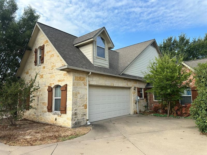101 Creekside Drive, Glen Rose TX 76043 - Photo 3