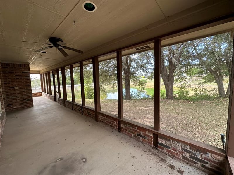 101 Creekside Drive, Glen Rose TX 76043 - Photo 32