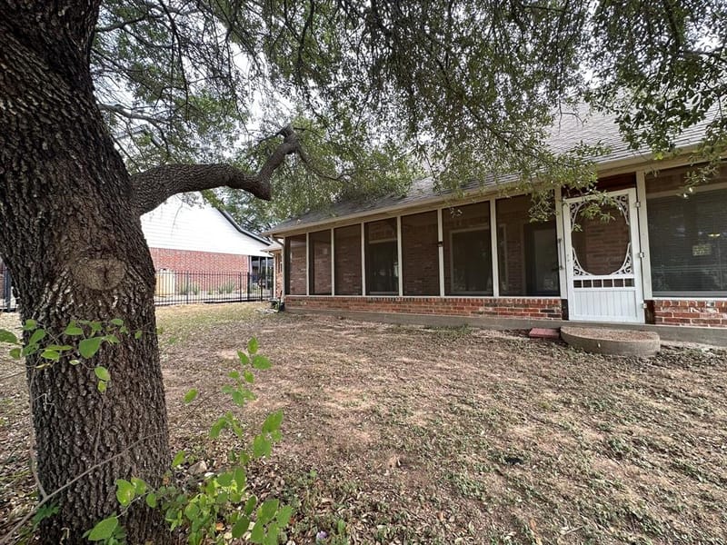 101 Creekside Drive, Glen Rose TX 76043 - Photo 35
