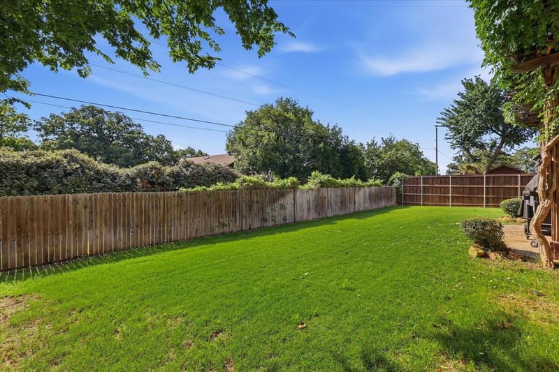 7908 Country Meadow Drive, North Richland Hills TX 76182 - Photo 32