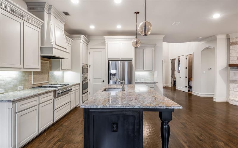 6208 Jacqueline Drive, Plano TX 75024 - Photo 5