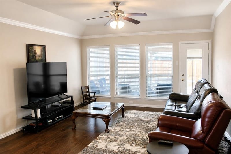 809 Kinghaven Drive, Little Elm TX 75068 - Photo 17